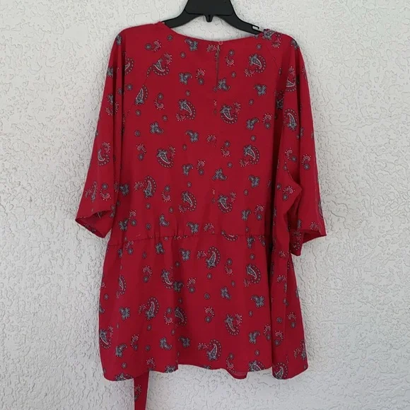 Lane Bryant soft paisley top/blouse short sleeves size 24 - Picture 9 of 13